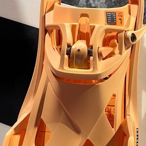 Orange burton step on Bindings